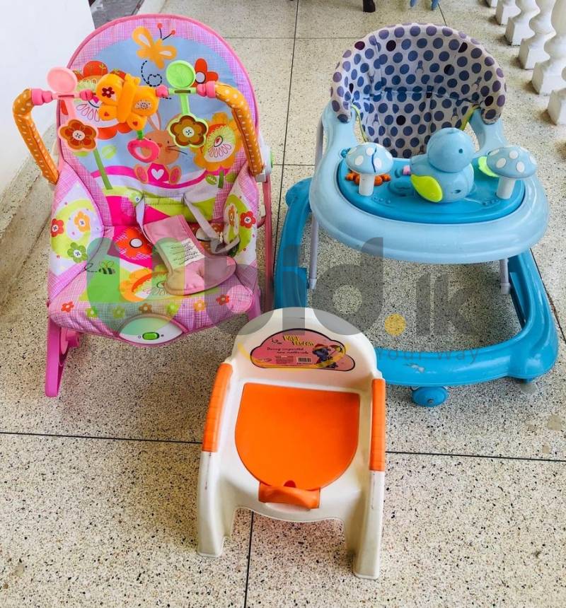 baby rocking chair/walker/potty 