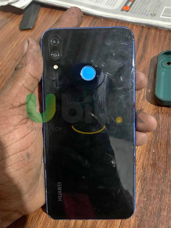 Huawei Nova 3i 