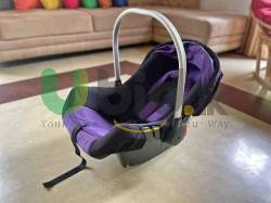 BABY CARRIER / CAR SEAT FOR SALE