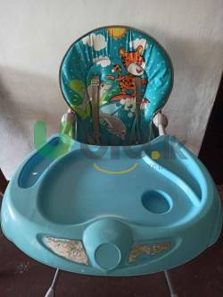 Used Baby feeding chair